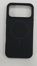����� �� Blaze Hybrid Silk MagSafe ��������� IPhone 17 Pro ��� ����