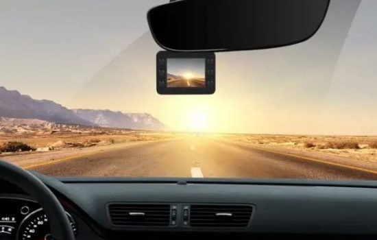 ����� ����